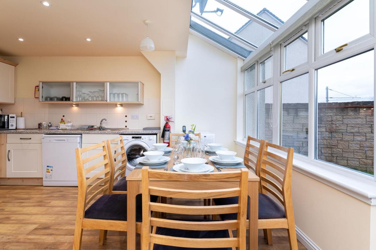 4 Bedroom Townhouse In Stirling Luaran gambar