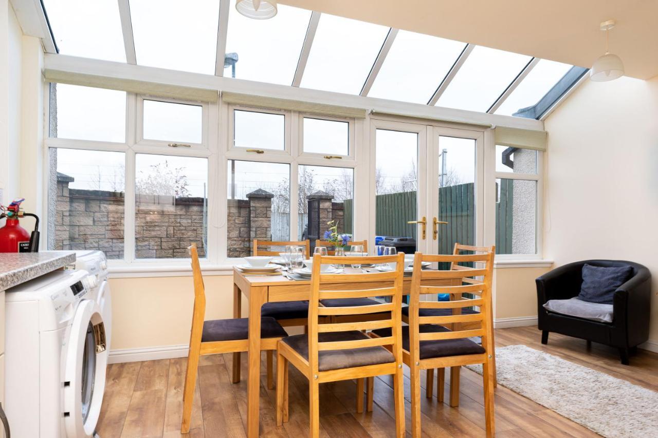 4 Bedroom Townhouse In Stirling Luaran gambar