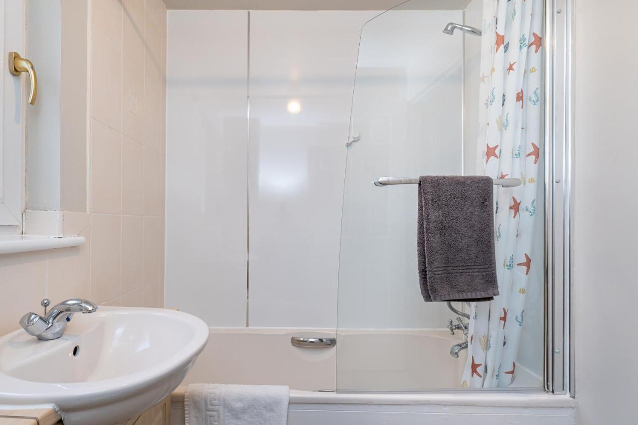 4 Bedroom Townhouse In Stirling Luaran gambar