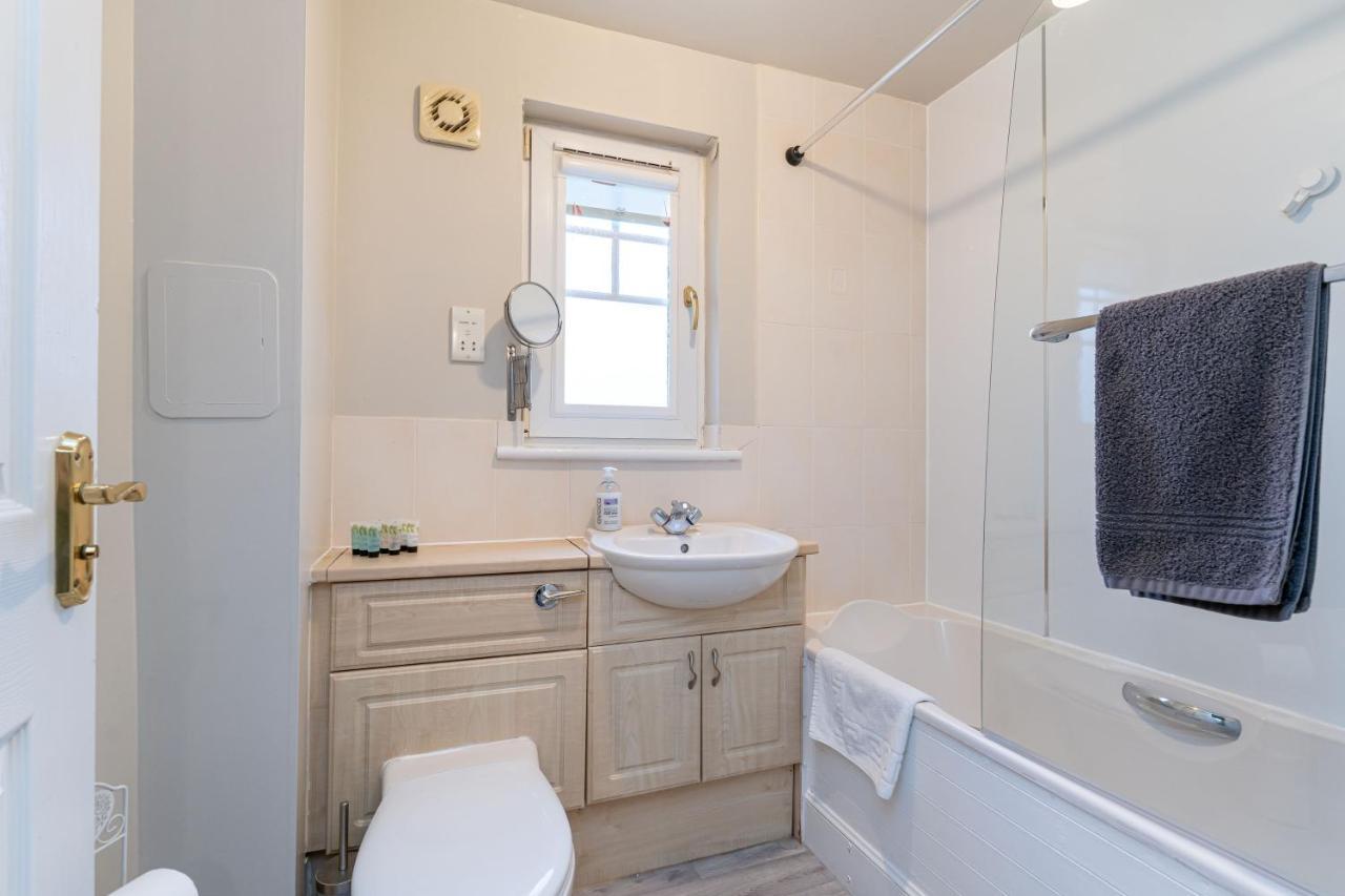 4 Bedroom Townhouse In Stirling Luaran gambar